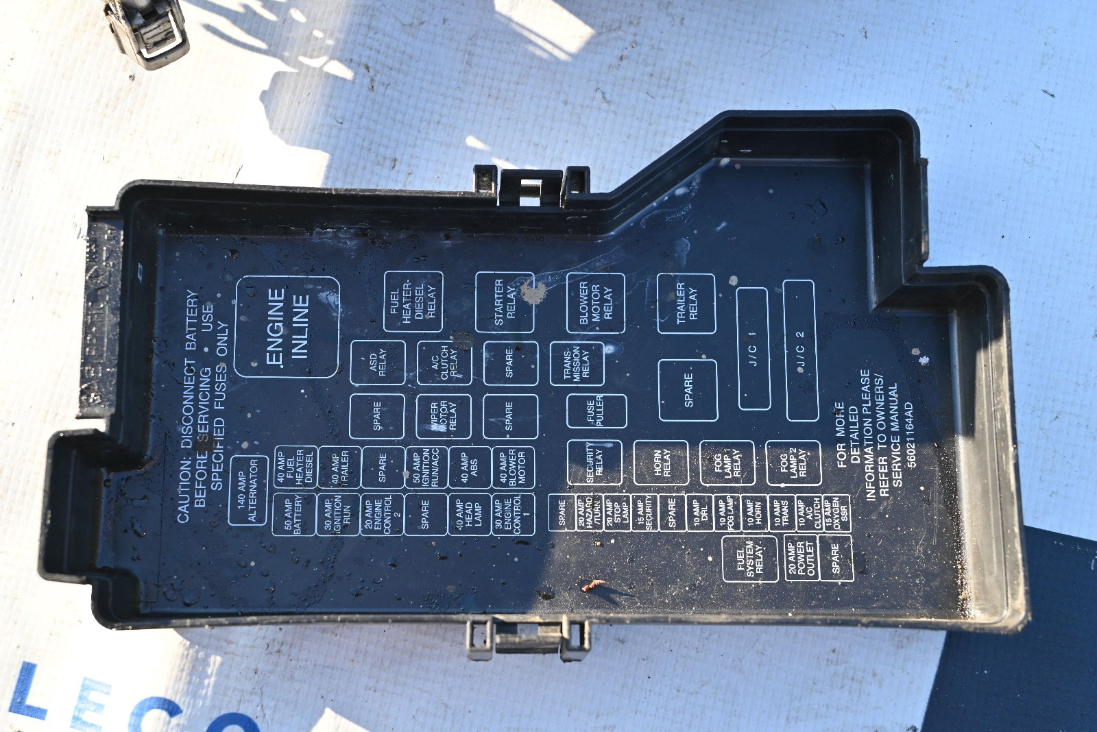1998 Dodge Ram 1500 5.9L Magnum Engine Bay Fuse Box Fuse Panel P56020523AD USED
