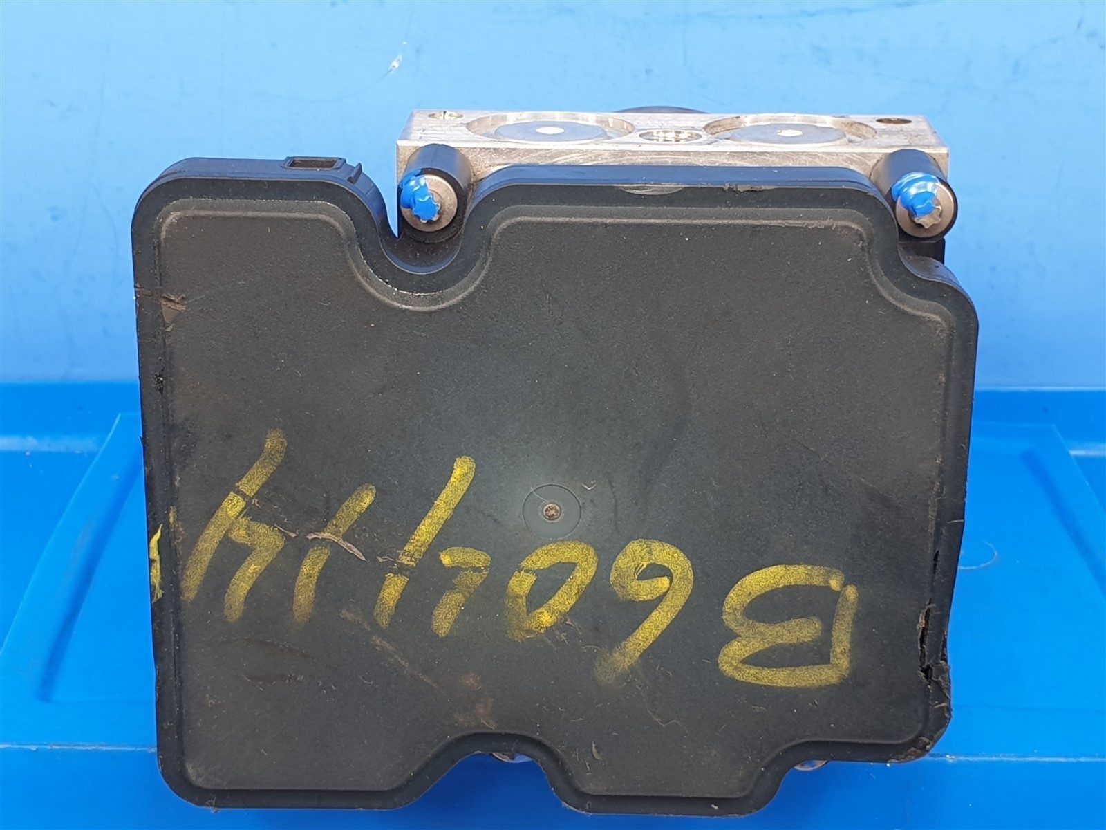 ****BROKEN*****17-19 Honda CRV ABS Brake Pump Control 57110TLAA960M1 OEM 9713G34