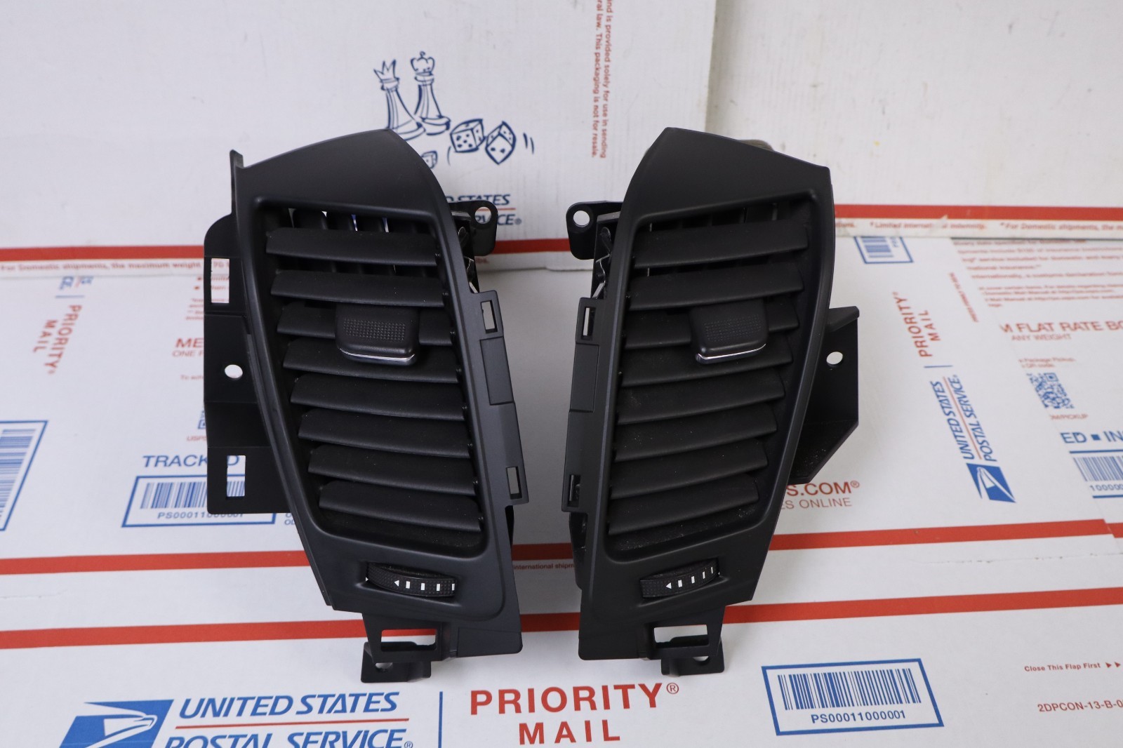 2015 2016 2017 2018 2019 2020 CHEVY TAHOE INTERIOR DASH AIR VENTS OEM