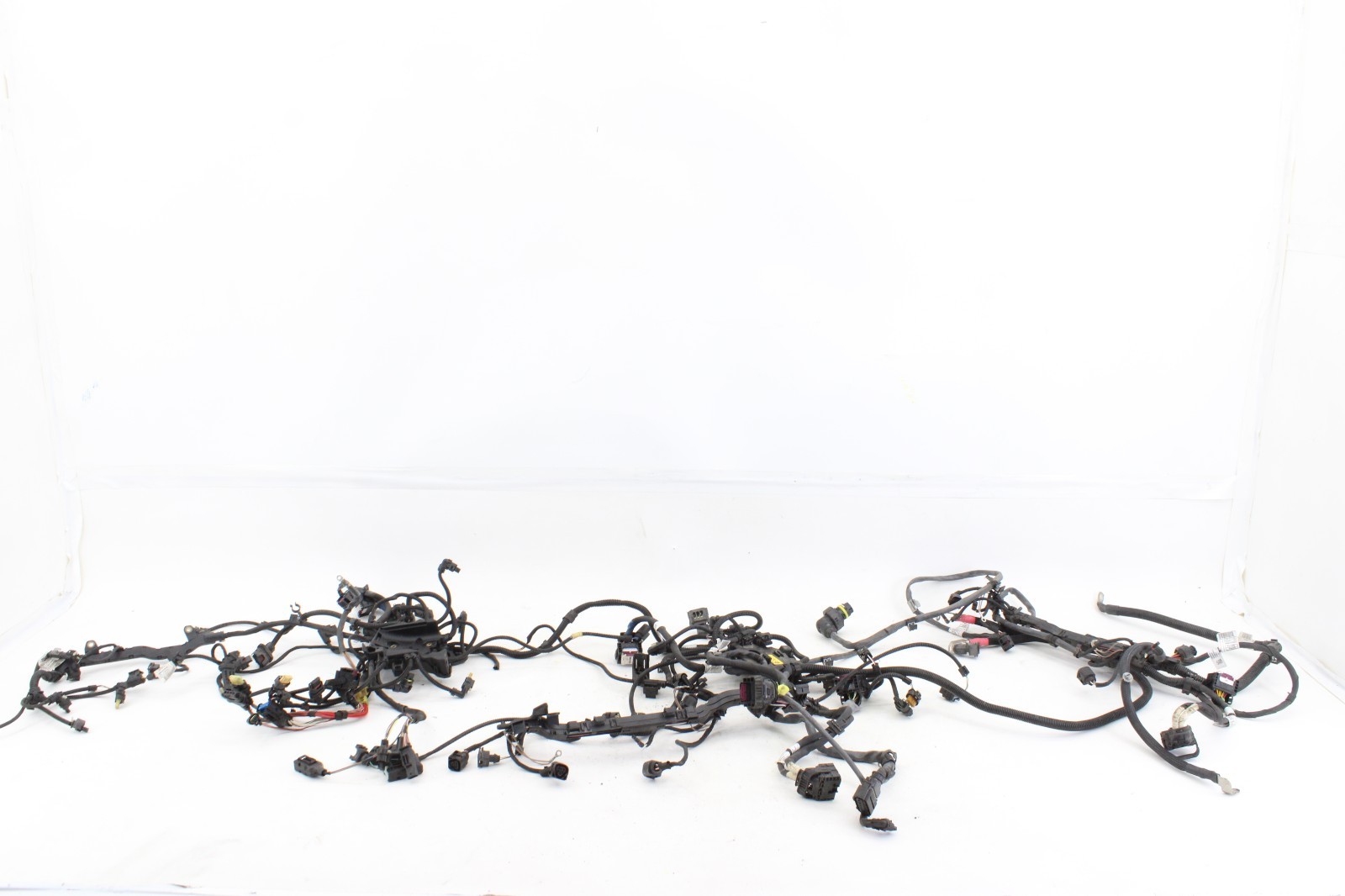 2018 – 2019 BMW G30 M550XI 4.4L ENGINE BAY BODY HARNESS MOTOR WIRING OEM # 20314
