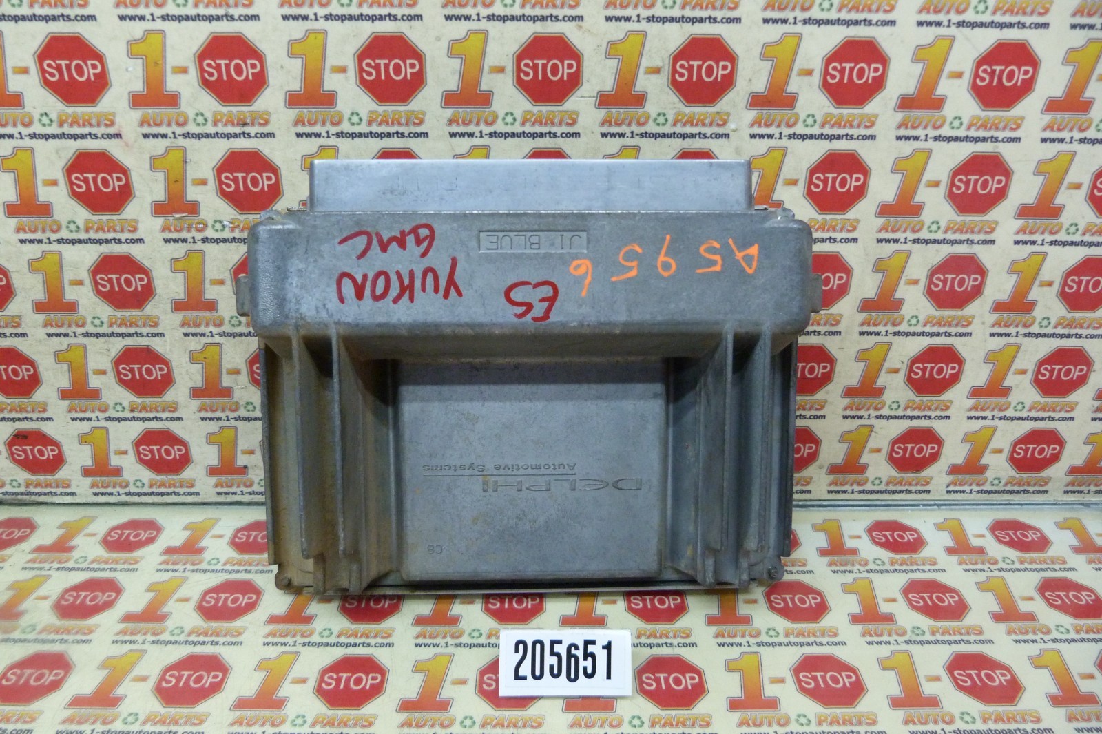 2001 2002 GMC YUKON ENGINE COMPUTER MODULE ECU ECM 12200411 OEM