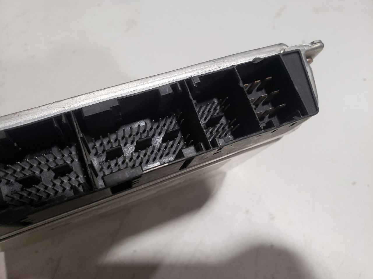 2000 BMW 323IC – ECU Engine Control Module – 99-00 OEM 7500255