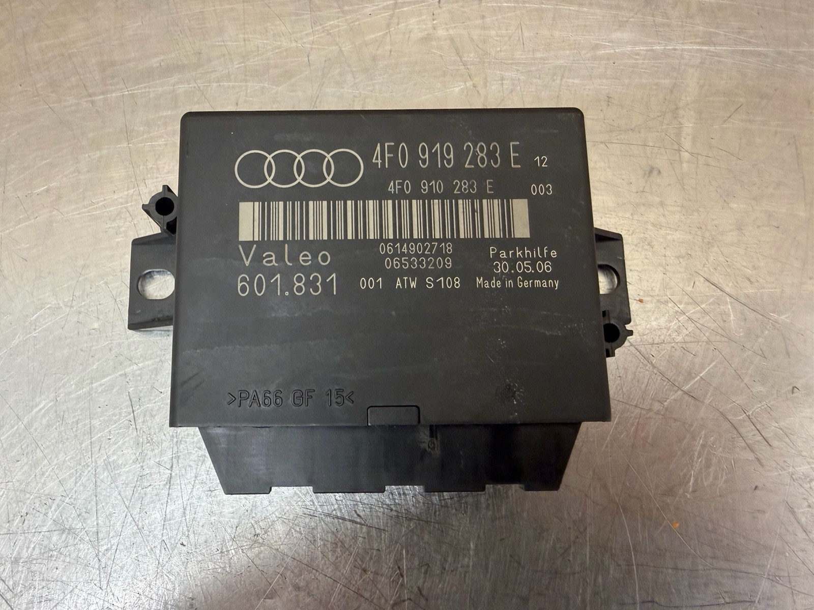 Audi Q7 3.0TDI Parking Sensor Control Module 4F0919283E 2007