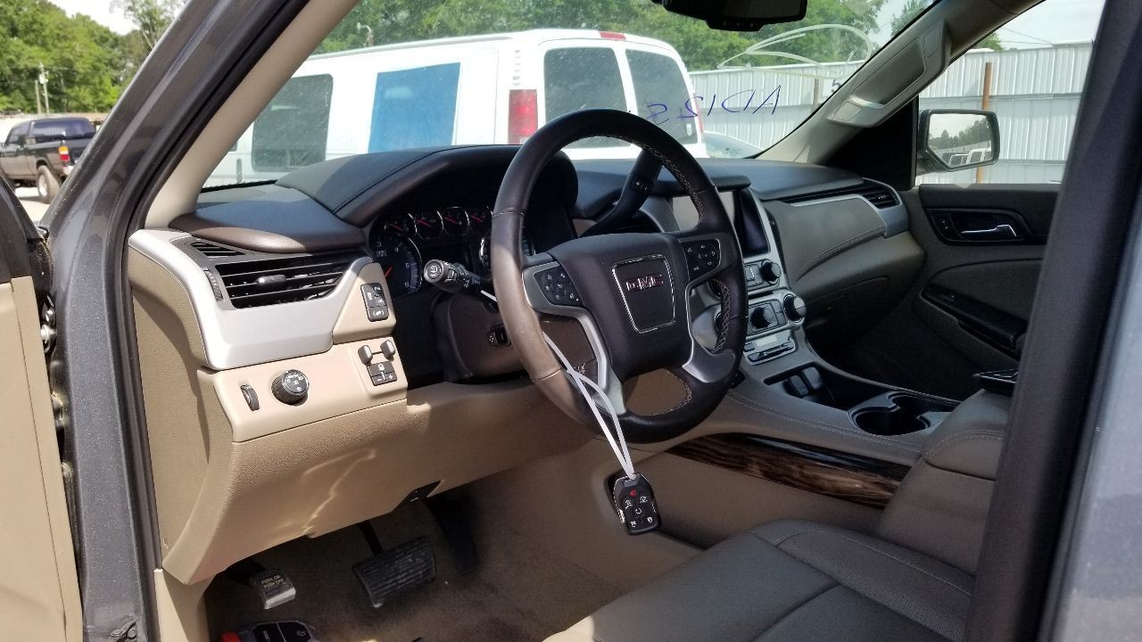 19 GMC YUKON SRS CONTROL MODULE 13584587