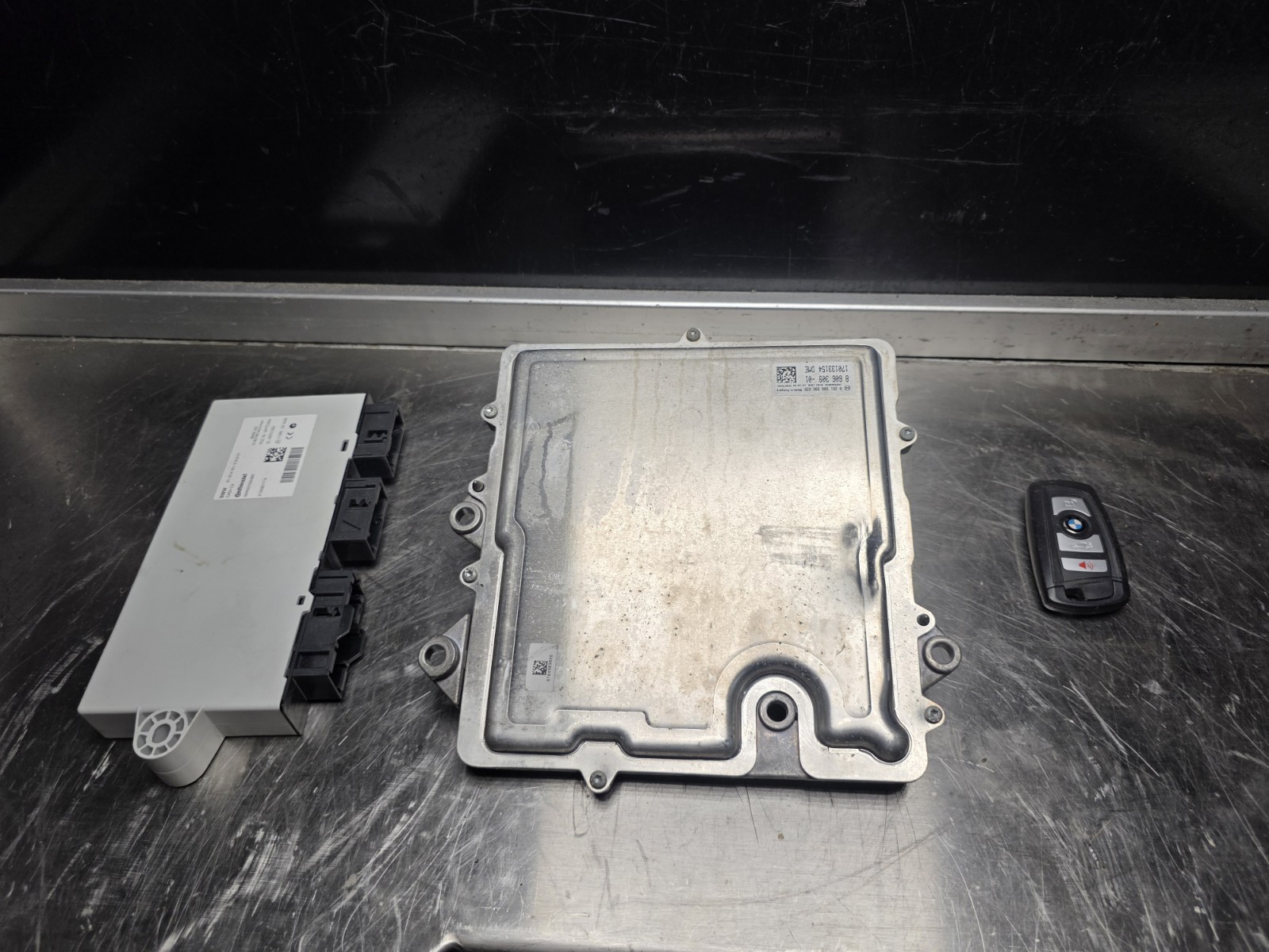 BMW 335i 535i 640i X3 F30 F10 F12 F25 2012 2015 N55 ECU DME 8606309 OEM