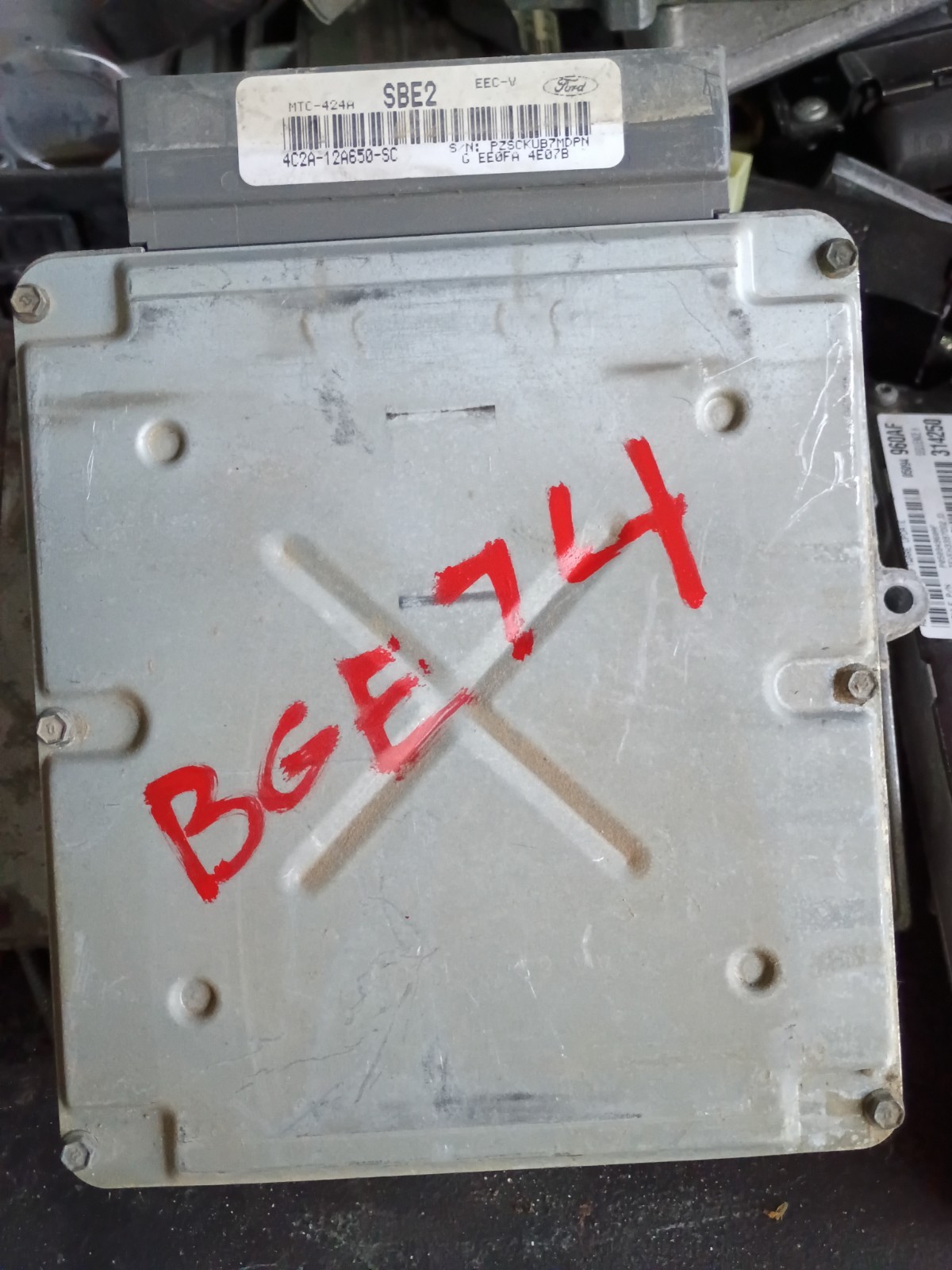 2004 Ford E350 6.8L Engine Control ECU ECM Module 4c2a-12a650-sc #BGE74