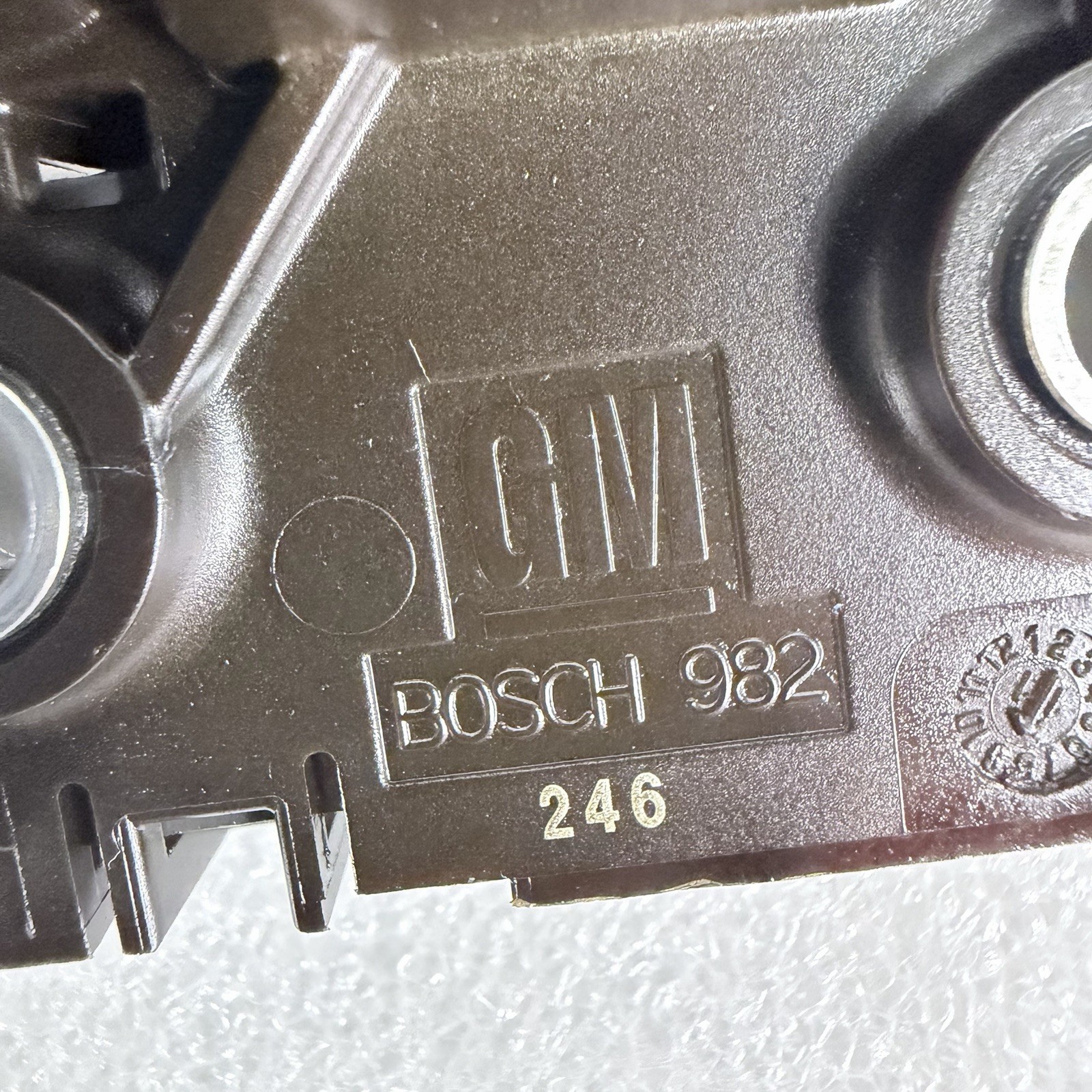 24261870 GM Bosch Transmission Control Unit Untested