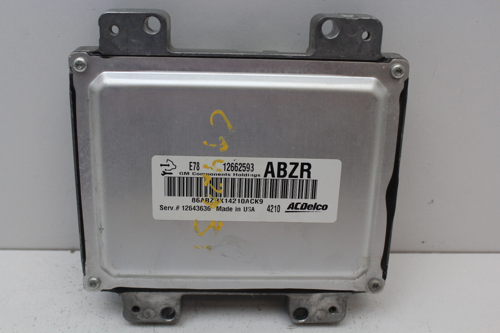 13-16 Buick Encore 12643636 Computer Brain Engine Control ECU ECM EBX Module