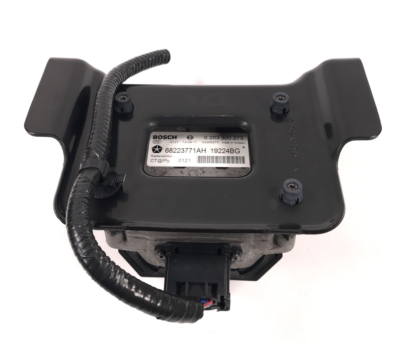 2014-2015 Durango Grand Cherokee Adaptive Cruise Control Radar Sensor 68223771AH
