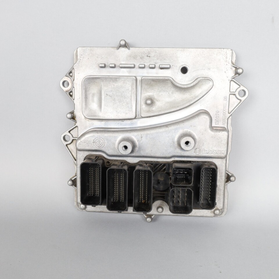 2012-2016 BMW Active 3 / 5 / 7 Hybrid Engine Computer ECU DME 12147575875 OEM