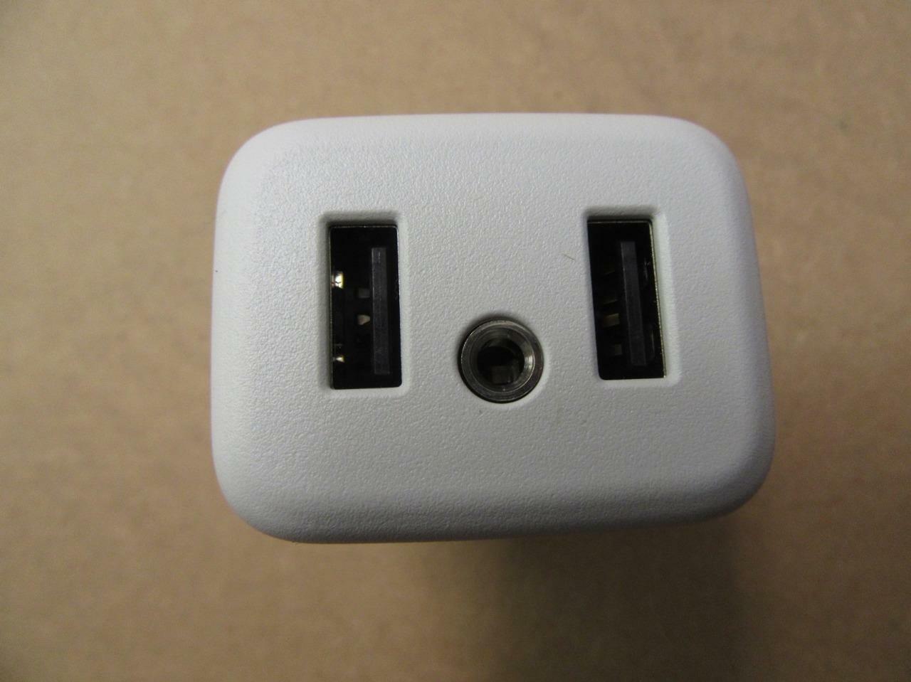 OEM Chevy Buick Cadillac White USB & Aux Plug Module For Center Console 13509943