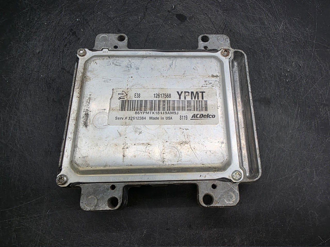 OEM 08-09 Chevrolet Impala Equinox ECM 12617568 Used