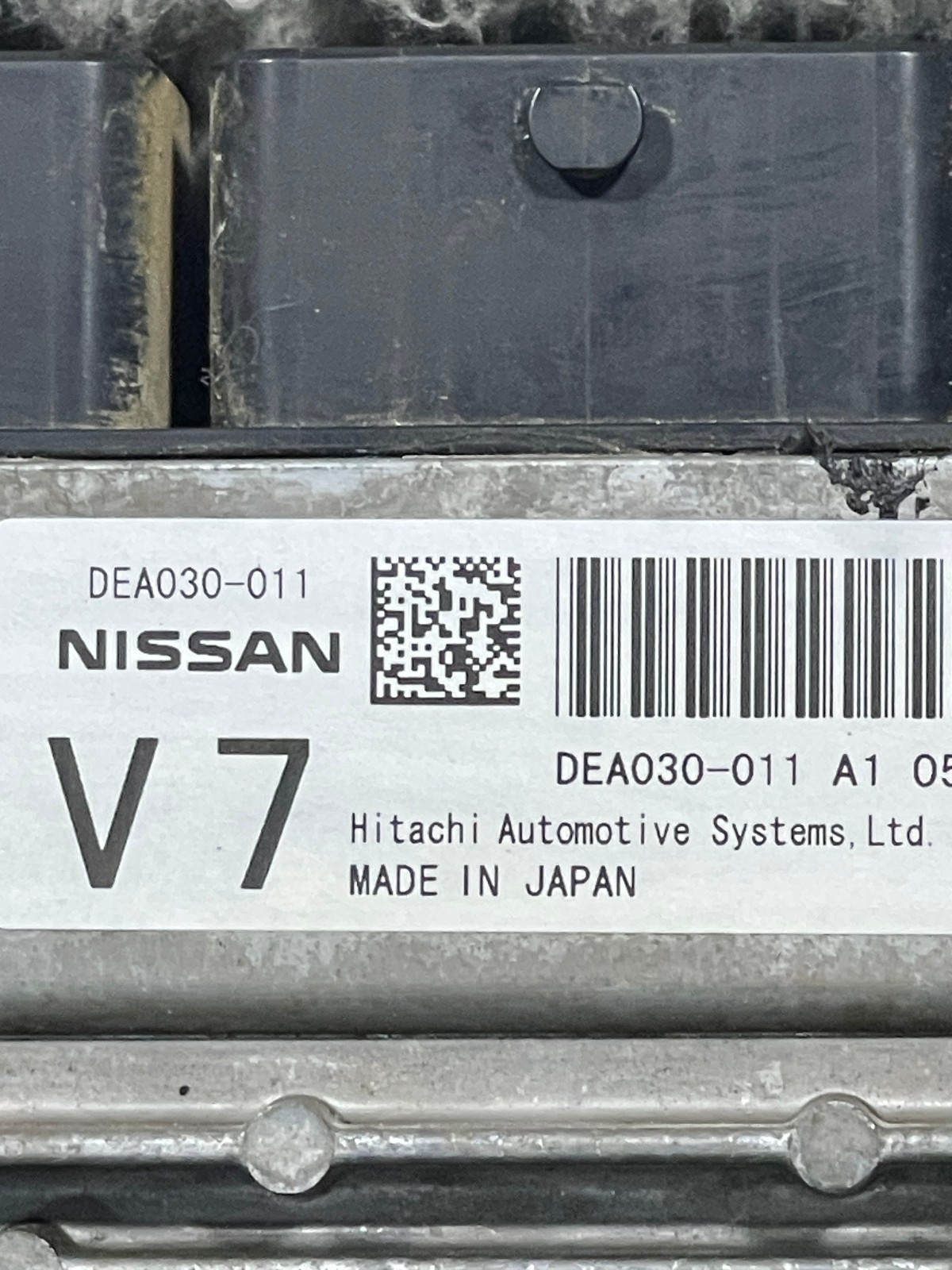 2011 INFINITI QX56 ENGINE CONTROL MODULE ECM ECU DEA030-011 A1