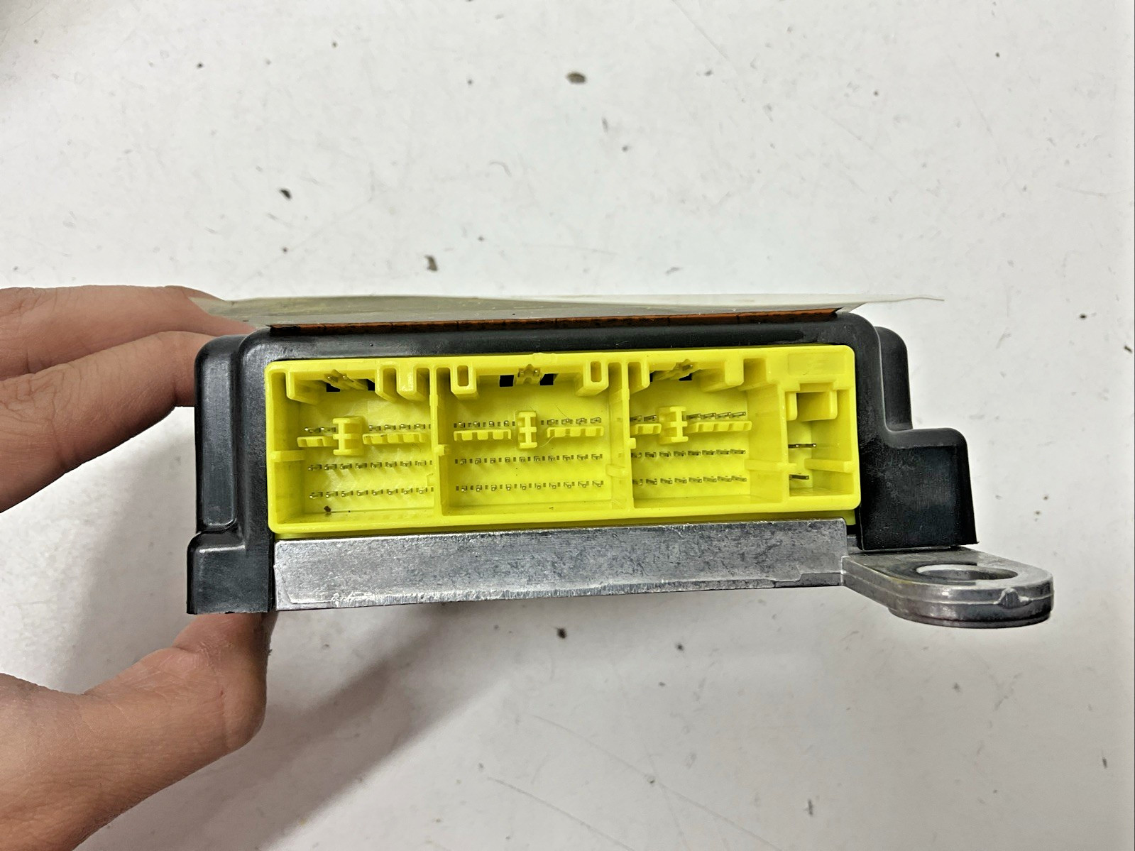 2016 Nissan Sentra Driver Control Module Unit 988203YU0A OEM