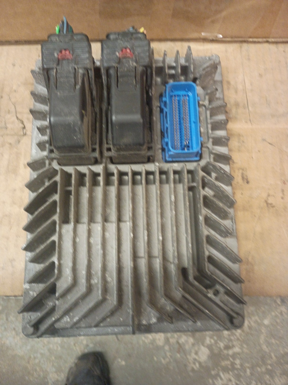 2012 chevy Impala ecu 12643248