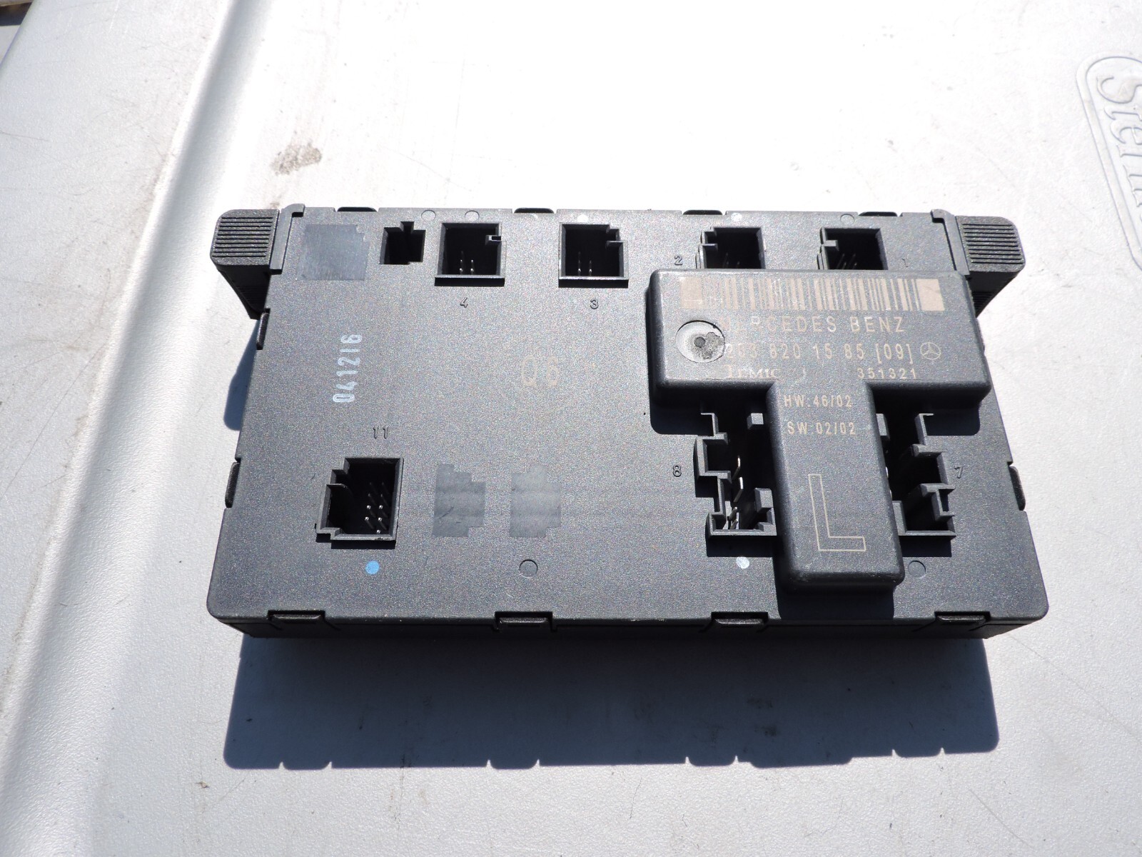 2001-07 MERCEDES BENZ C240 C320 FRONT DOOR MULTIPLEX CONTROL MODULE 2038201585