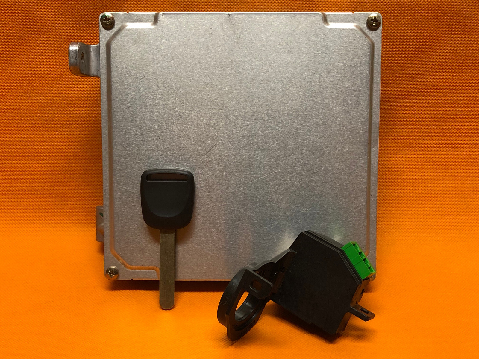 PROGRAMMED KEY 04-05 HONDA CIVIC ATX ECM ECU CONTROL MODULE 37820-PLM-A74 6W