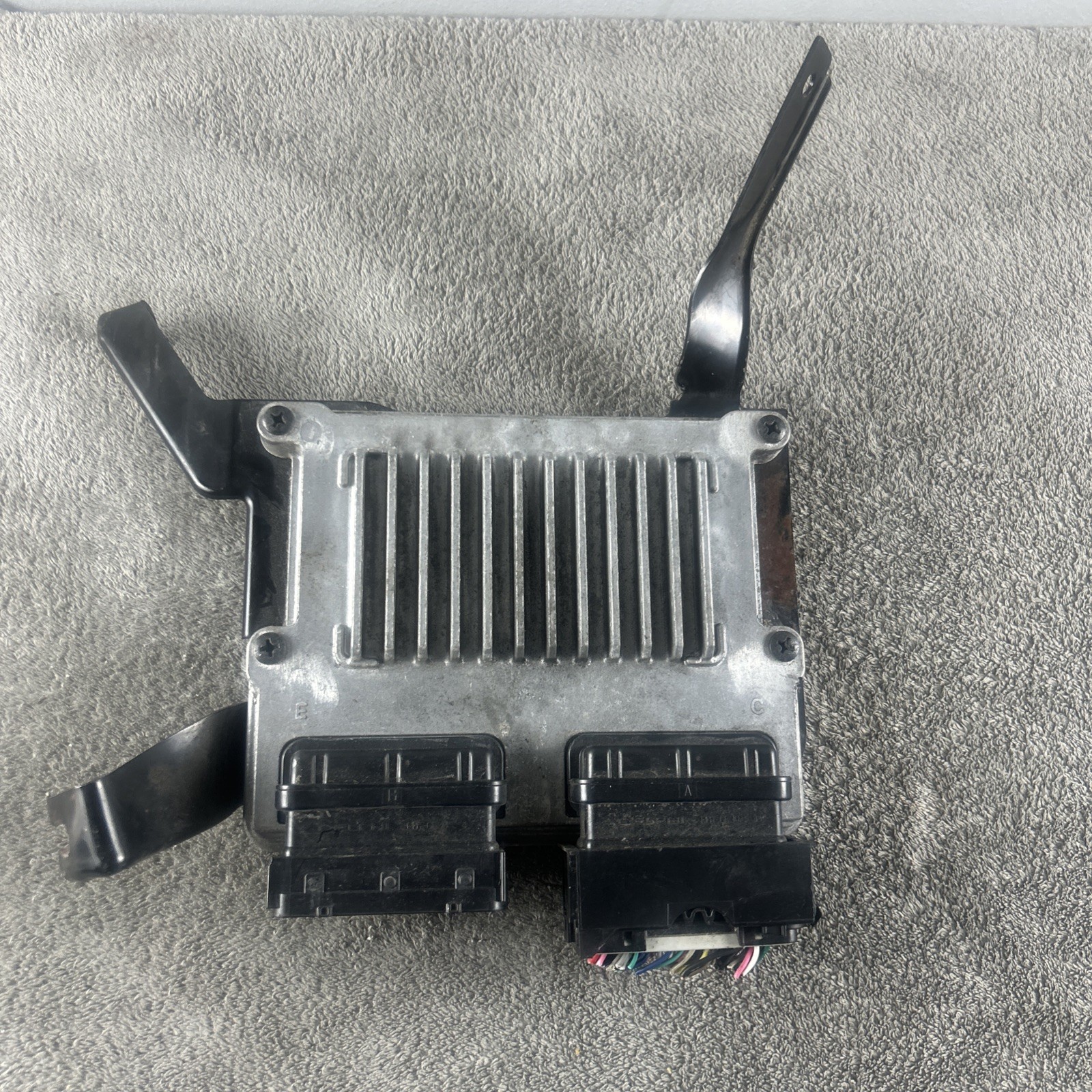 2016 KIA SORENTO ENGINE COMPUTER CONTROL MODULE UNIT ECU ECM PCM 39111-3CWN0