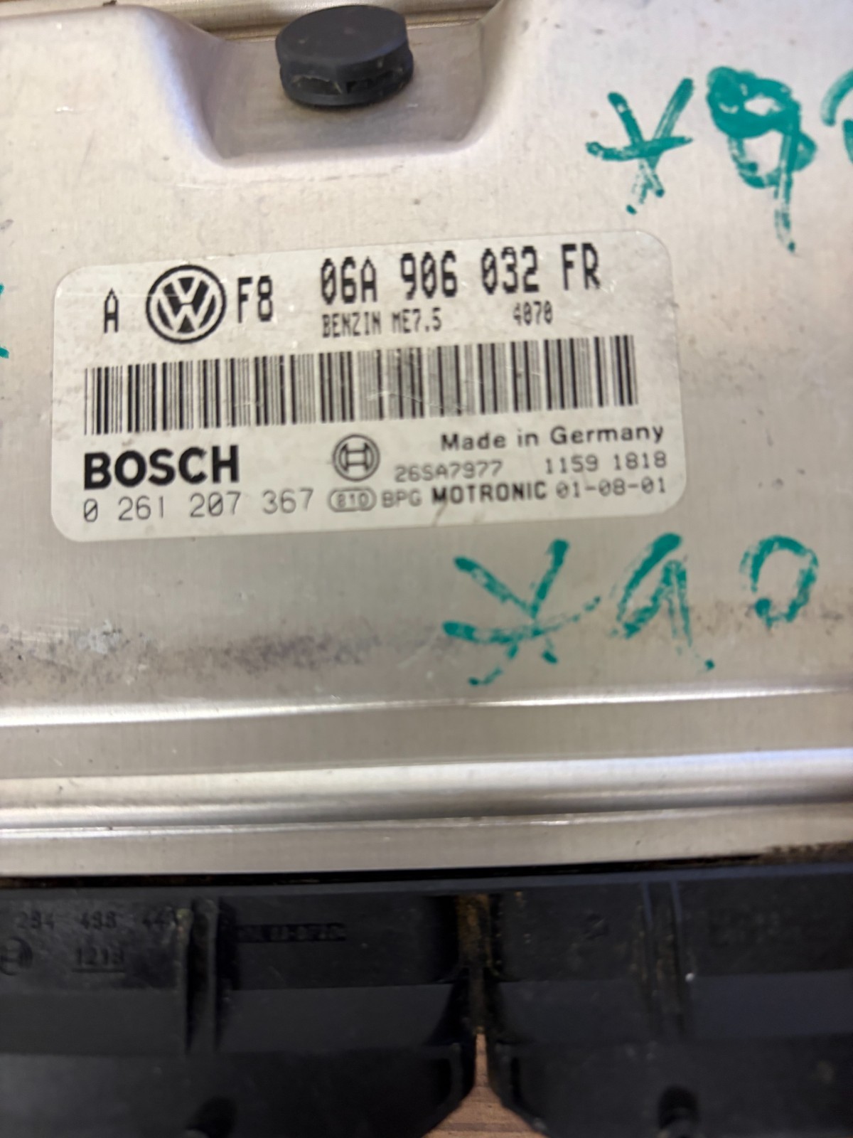 Volkswagen JETTA GOLF 06A906032MD Control Modules – Engine Control Module (ECM)