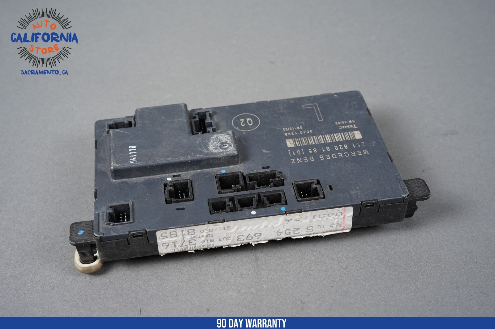 03-06 Mercedes W211 E320 E500 Front Left Side Door Control Module 2118208185 OEM