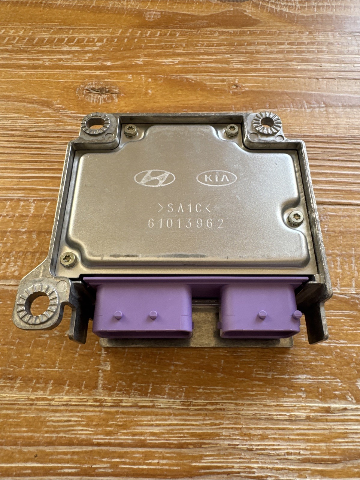 KIA NIRO CONTROL MODULE PN: 95910-G5000 (P) 2017-2022
