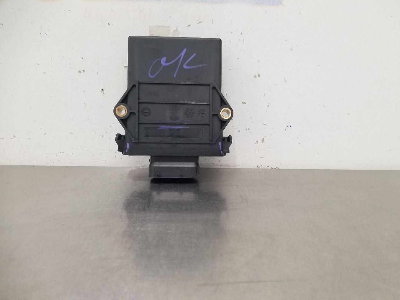 19 MERCEDES BENZ AMG GT63S X290 REAR DIFFERENTIAL CONTROL MODULE 2909002801