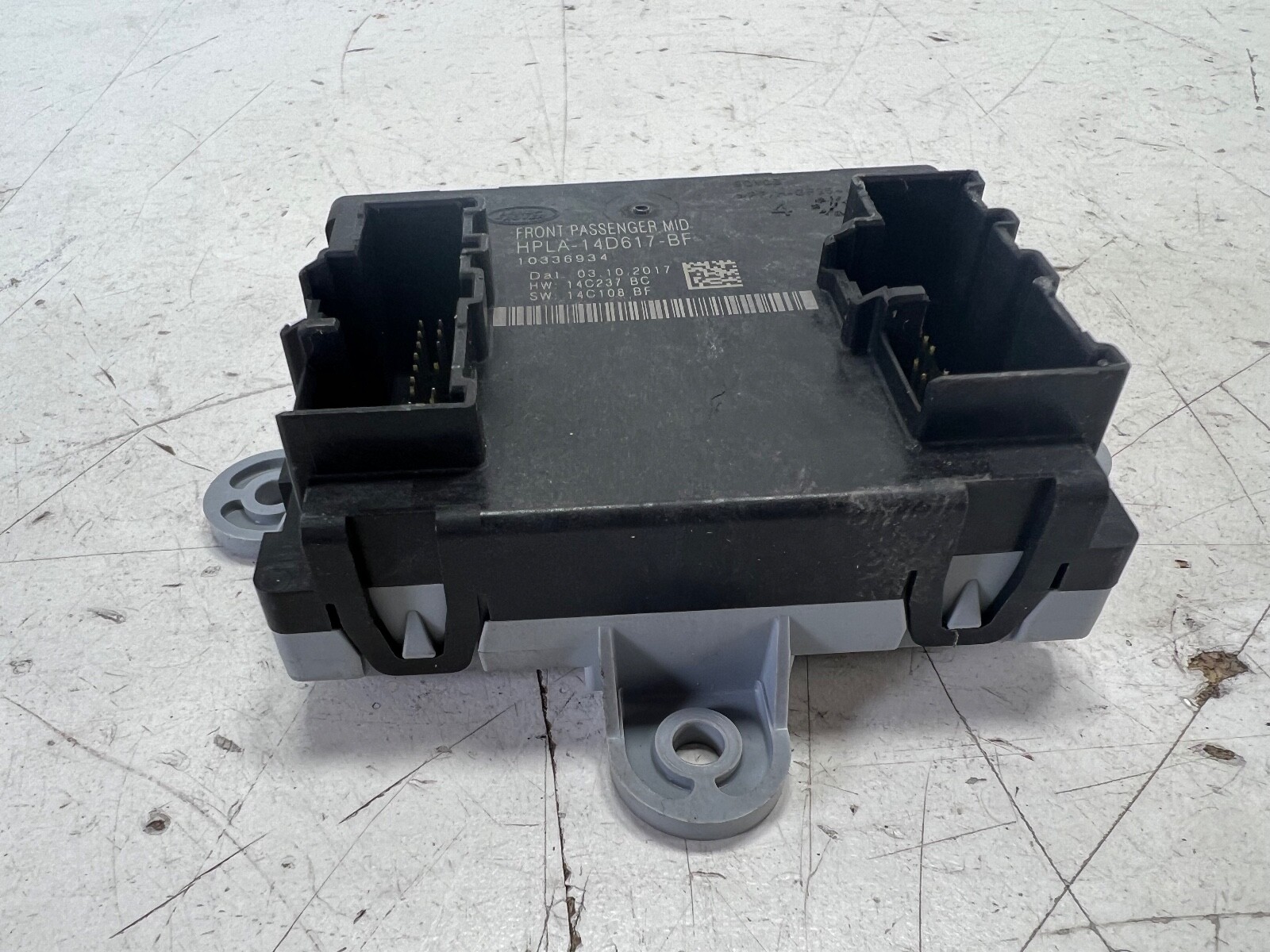 2017-2020 JAGUAR F-PACE FRONT RIGHT PASSENGER SIDE DOOR CONTROL MODULE UNIT OEM