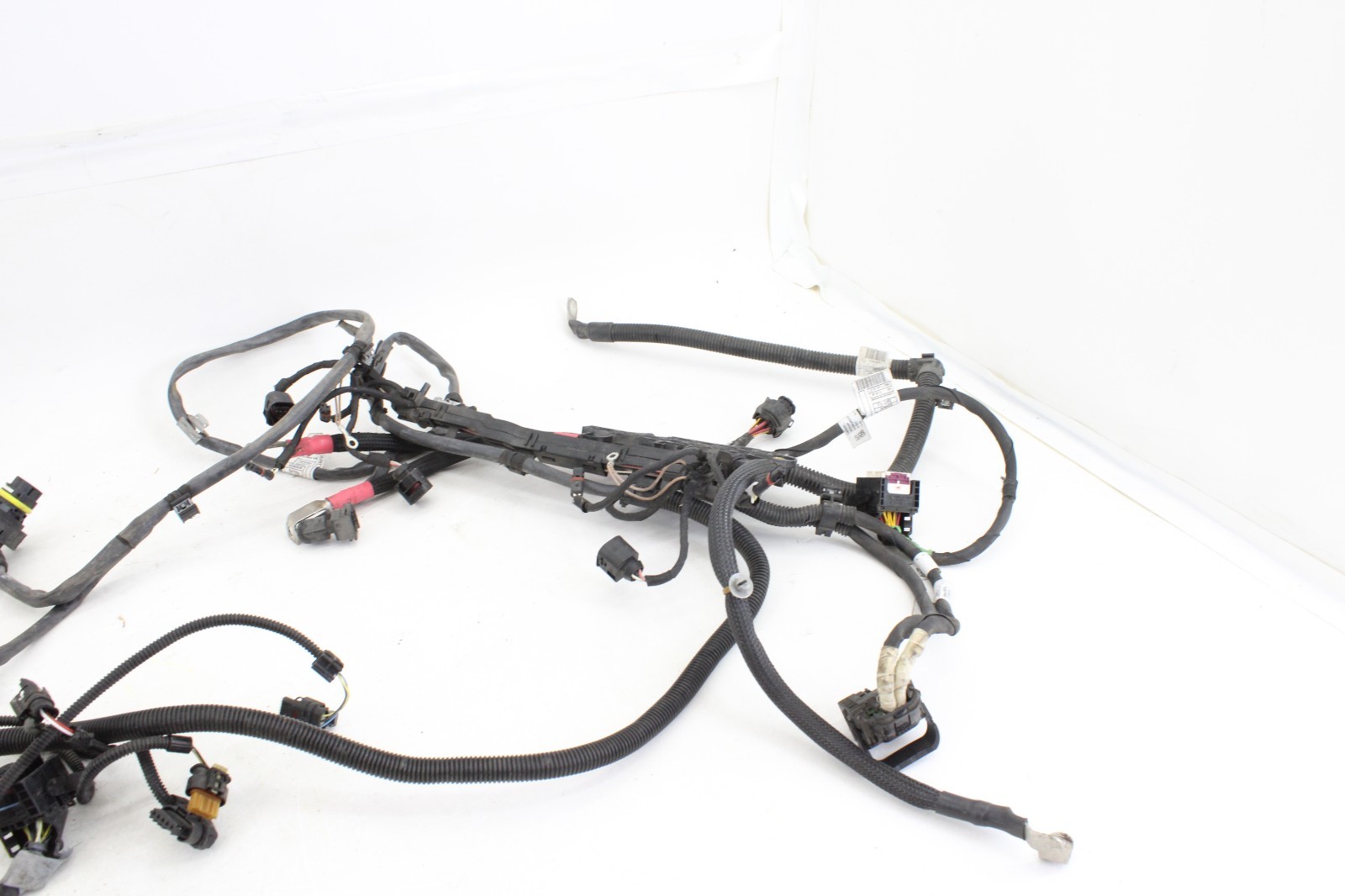 2018 – 2019 BMW G30 M550XI 4.4L ENGINE BAY BODY HARNESS MOTOR WIRING OEM # 20314