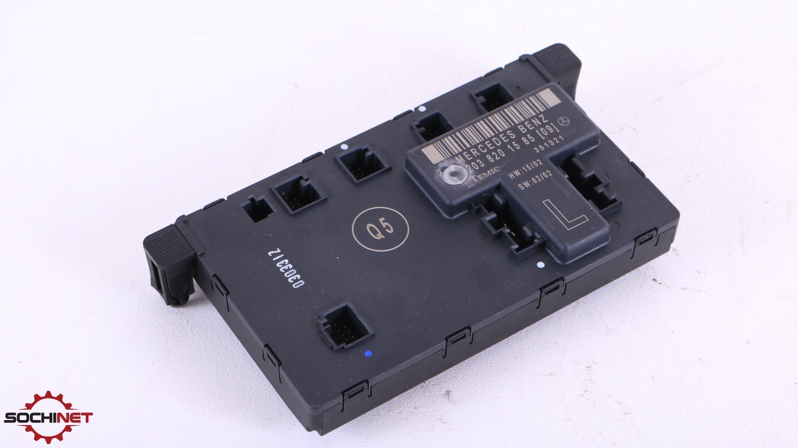 01-07 Mercedes W203 C230 C280 C320 Door Control Module Front Left 2038201585 OEM