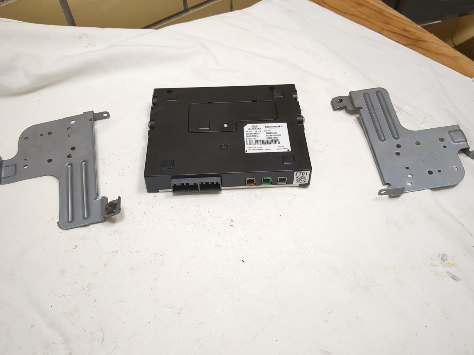 2015-2019 Subaru WRX STI Telematics Radio Control Module 86222SG010 15-19