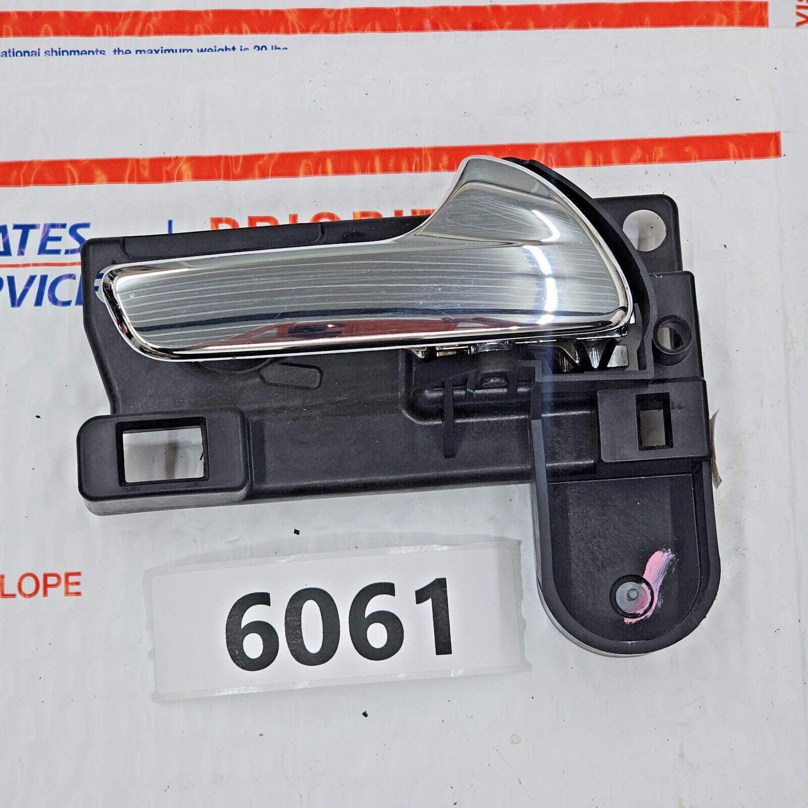 2009 – 2020 Dodge Journey Front Right RH Passenger Door Interior Handle 937072