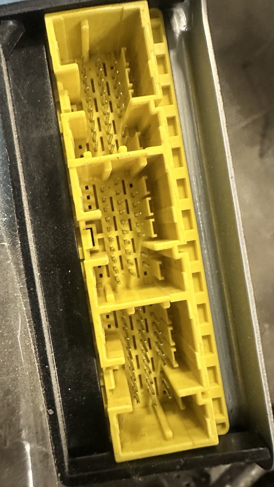#27 – 2023 MAZDA CX-5 CONTROL MODULE UNIT | KEAD57KK2-A KEAD57K30-A Crash Codes