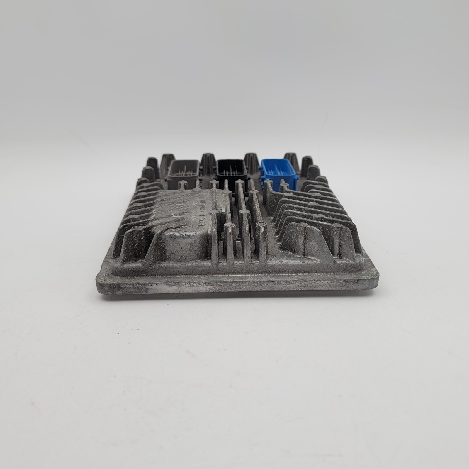 Cadillac Chevrolet GMC Engine Control Module Unit ECU ECM OEM 12663391