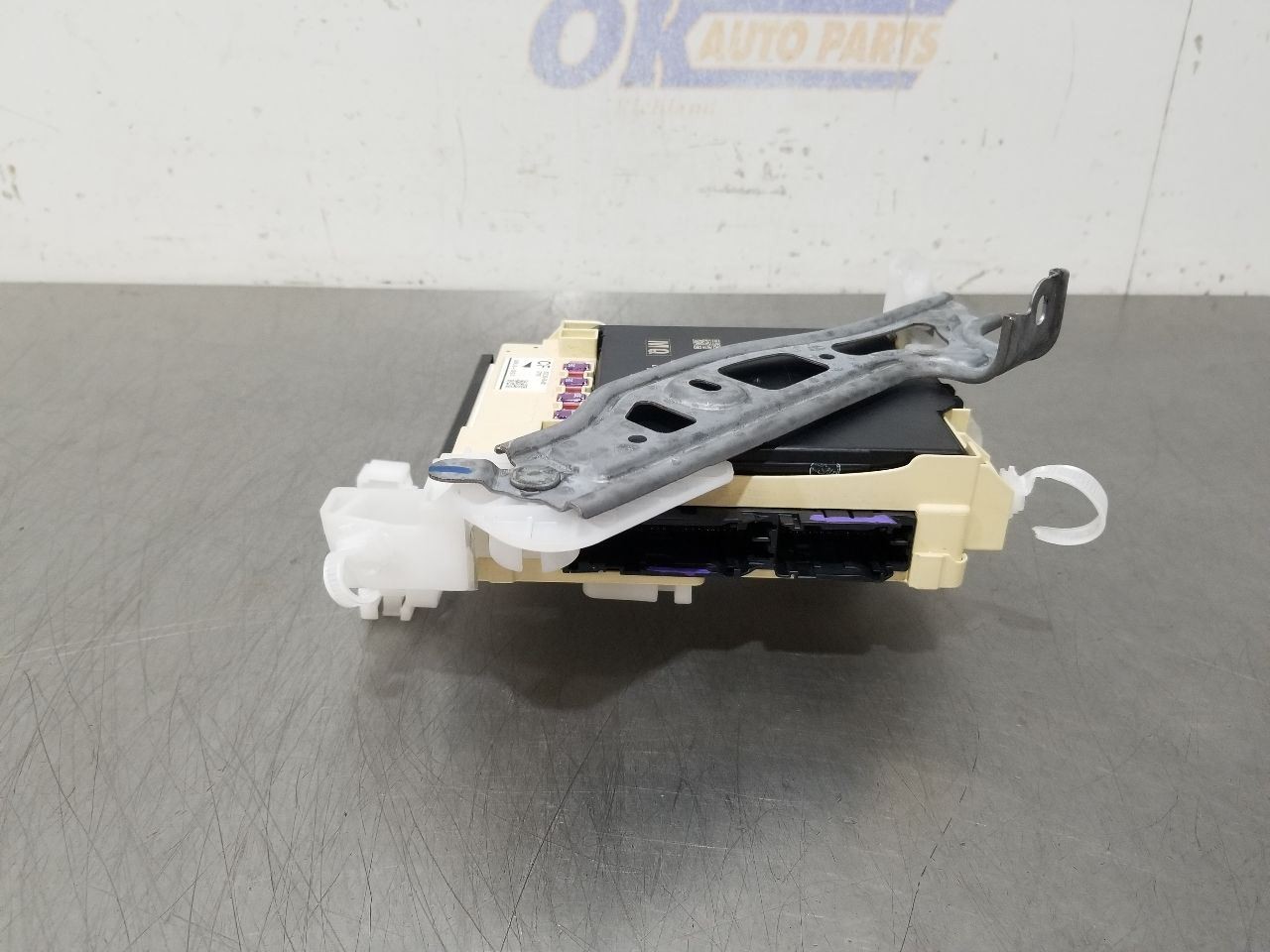 20 2020 TOYOTA CAMRY MULTIPLEX NETWORK CONTROL MODULE 8922106310