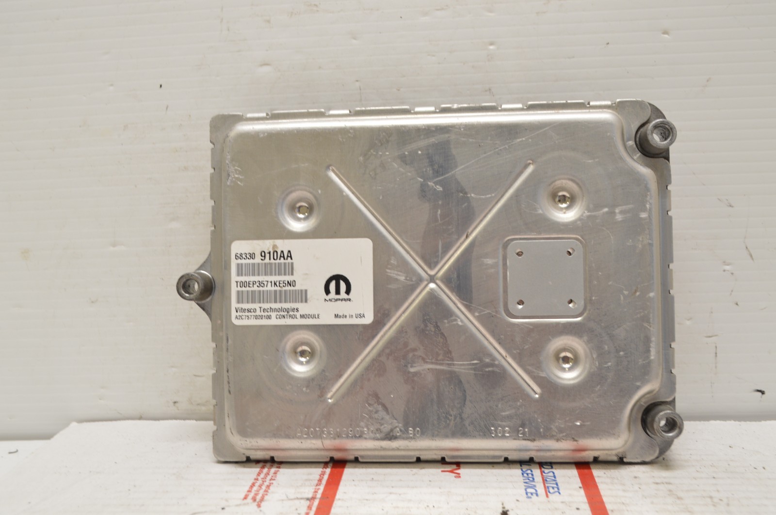 2018 2019 Chrysler Pacifica 68330910AA Engine Control Module Unit Ecm F70 018