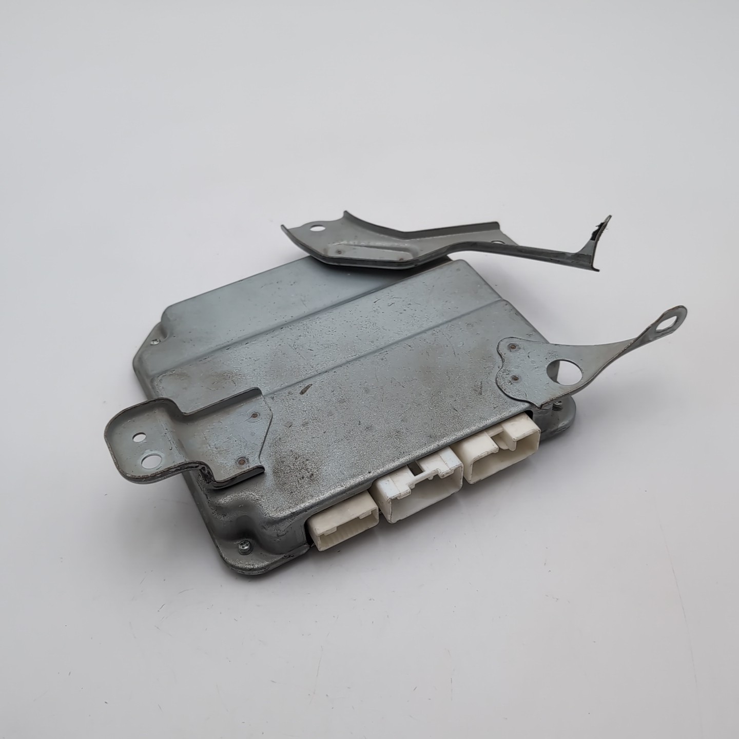 2013 – 2017 Lexus LS460 LS600h Power Steering Control Module 89181-50290 OEM