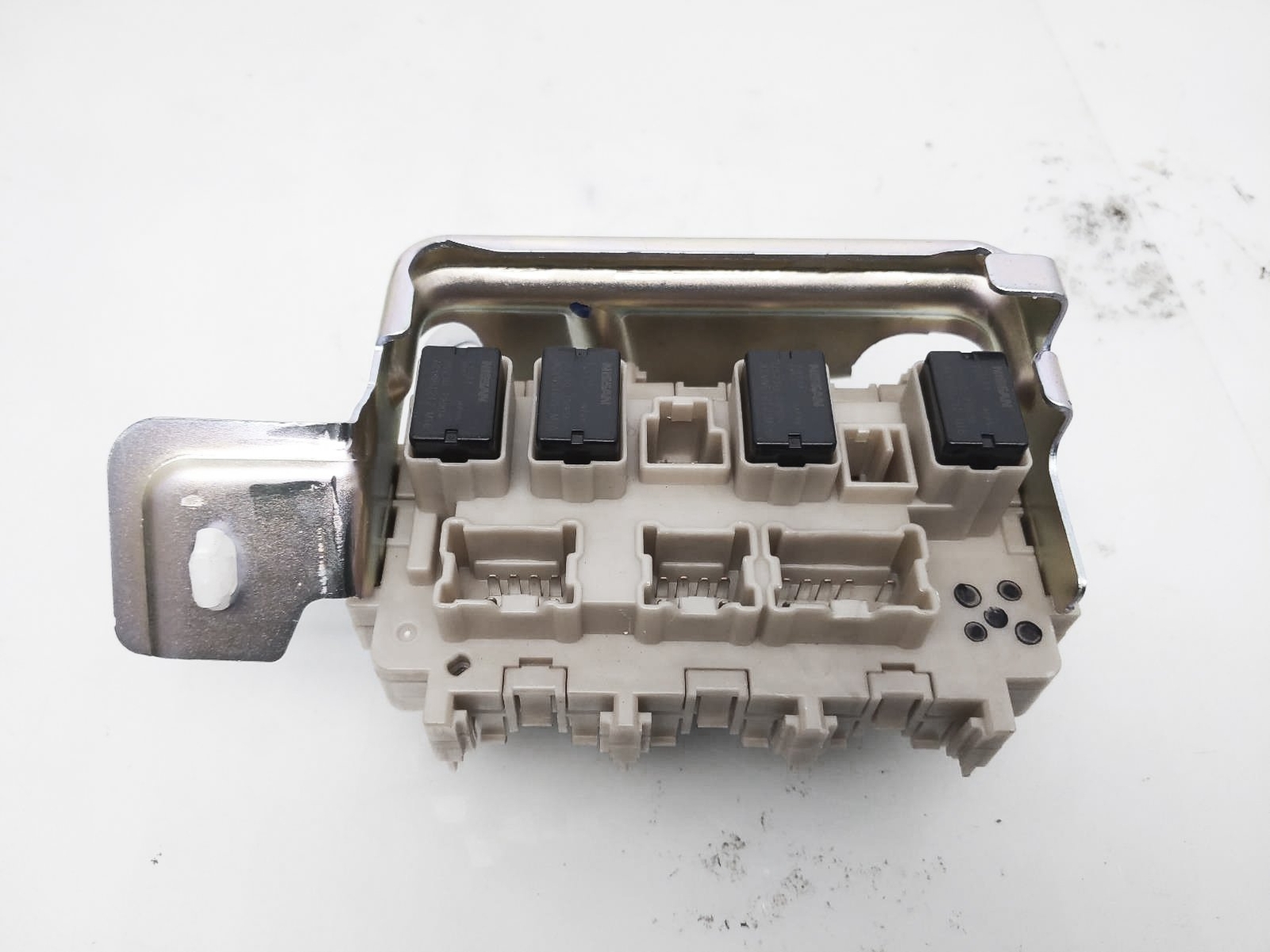 2022-2024 Nissan Frontier Cabin Room Inside Fuse Box 24350-9Bu0a