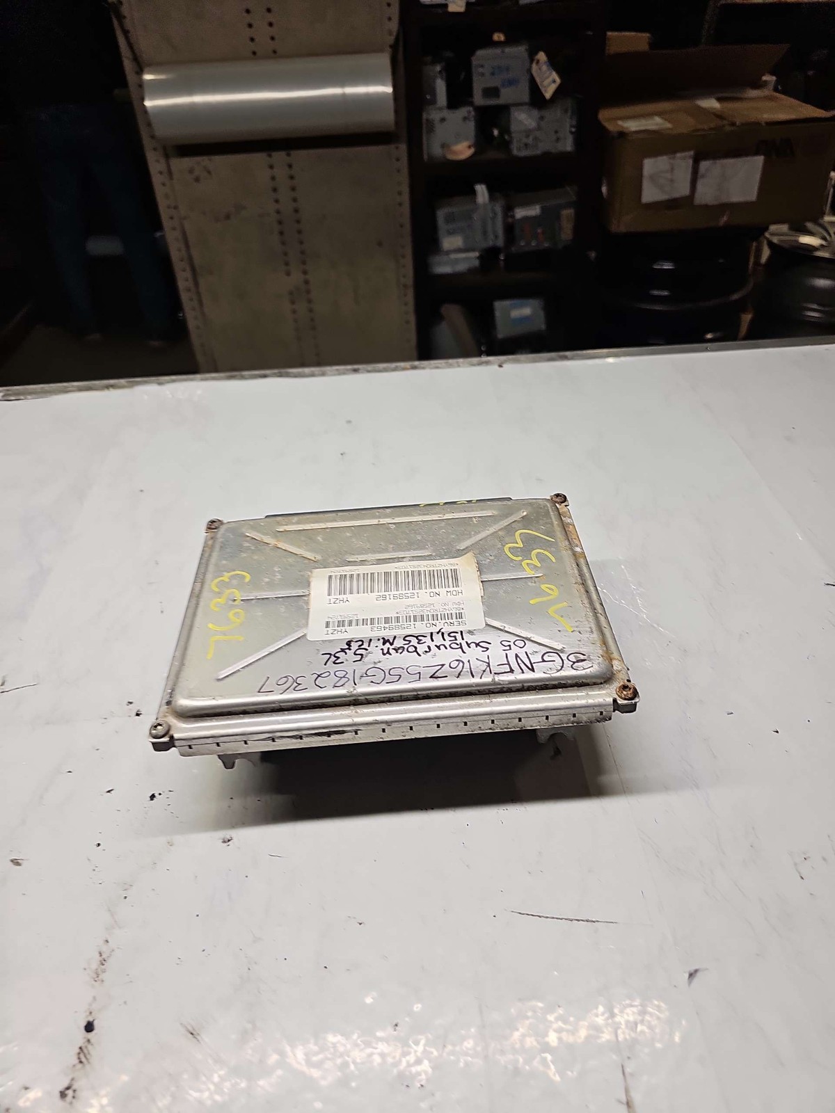 2003-2006 SUBURBAN 1500 AVALANCHE CADILLAC ESCALADE ELECTRONIC CONTROL MODULE