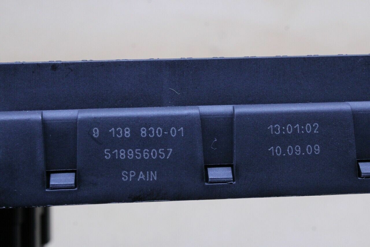 BMW 525i 528i 530i 535i M5 M6 Rear Fuse Relay Junction Box 61149138830 OEM