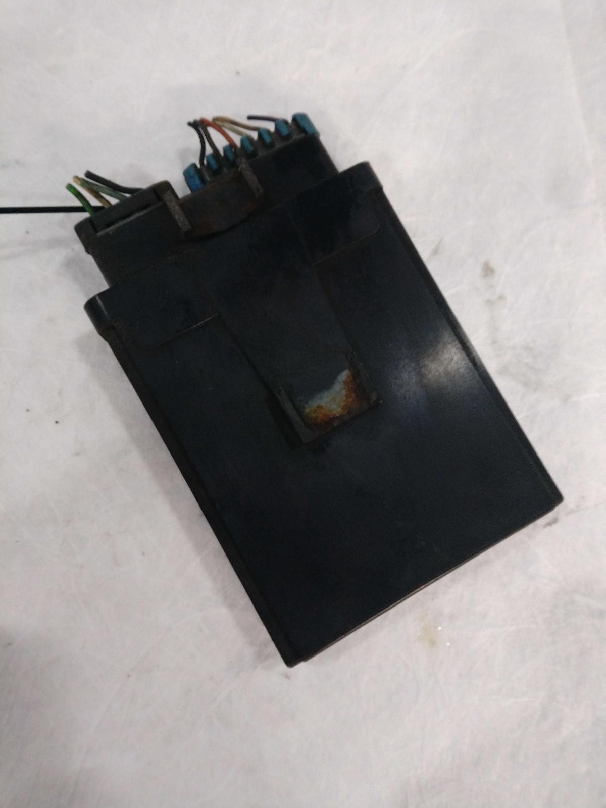 Used Engine Control Module (ECM) fits: 1991 Chevrolet Suburban 1500 Electronic C