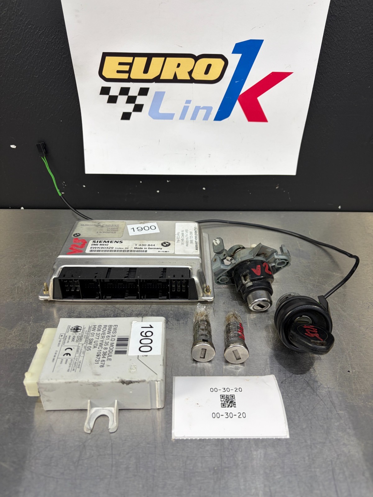 99-02 BMW Z3 Roadster 2.8L 2.5L Ignition Key ECU DME EWS 3 Door Lock Manual Set