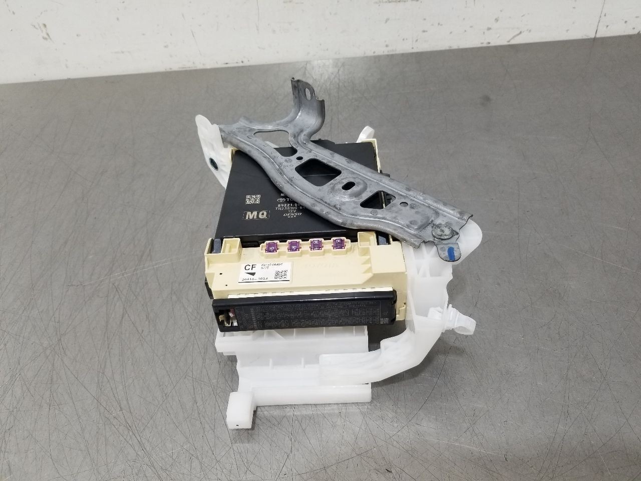 20 2020 TOYOTA CAMRY MULTIPLEX NETWORK CONTROL MODULE 8922106310