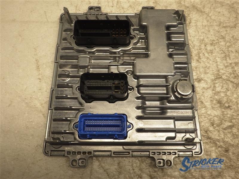 Used Engine Control Module (ECM) fits: 2022 Chevrolet Silverado 2500 pickup Elec