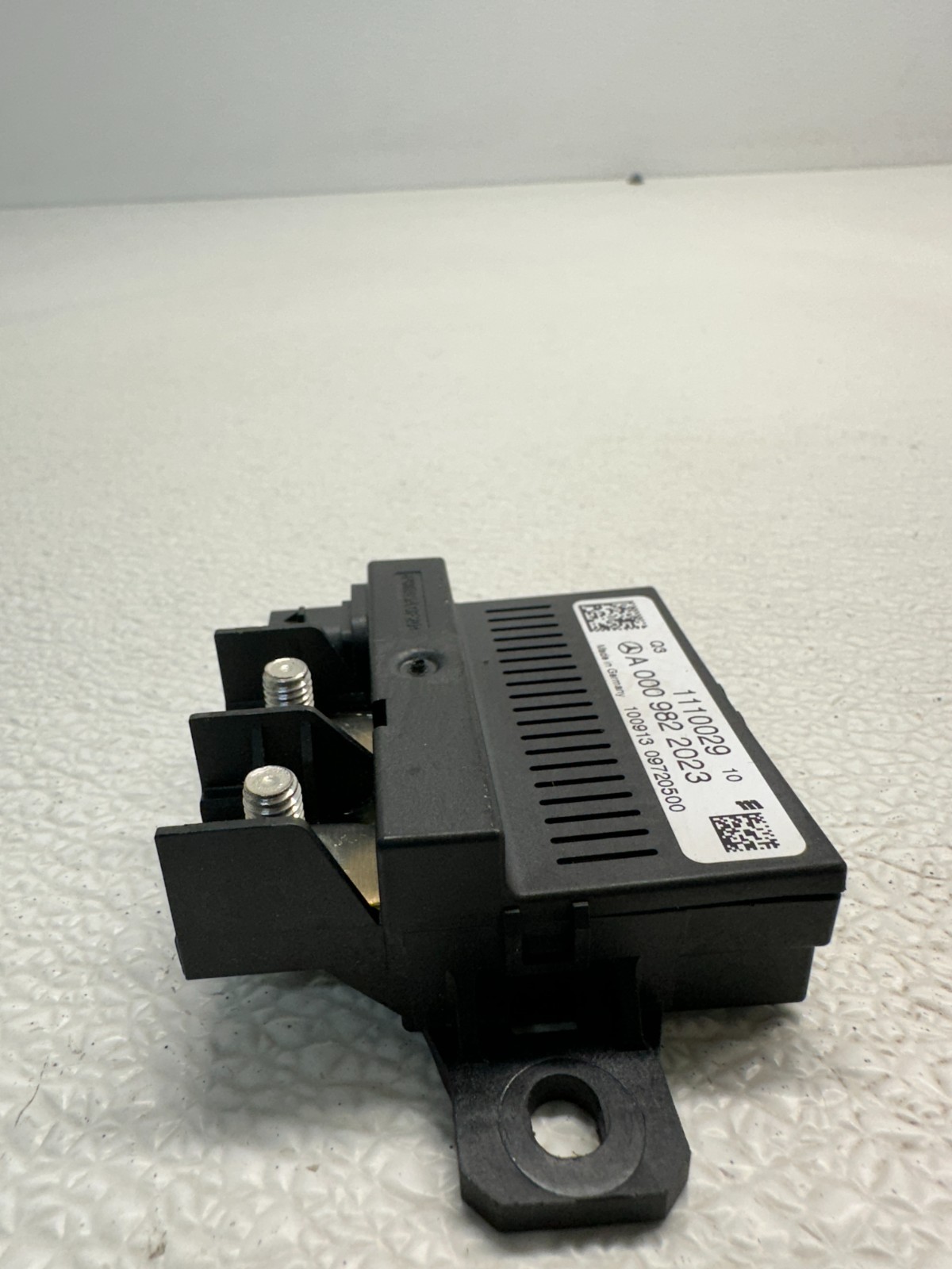 2014 2016 MERCEDES E350 METRIS W447 BATTERY RELAY MONITORING CONTROL MODULE OEM