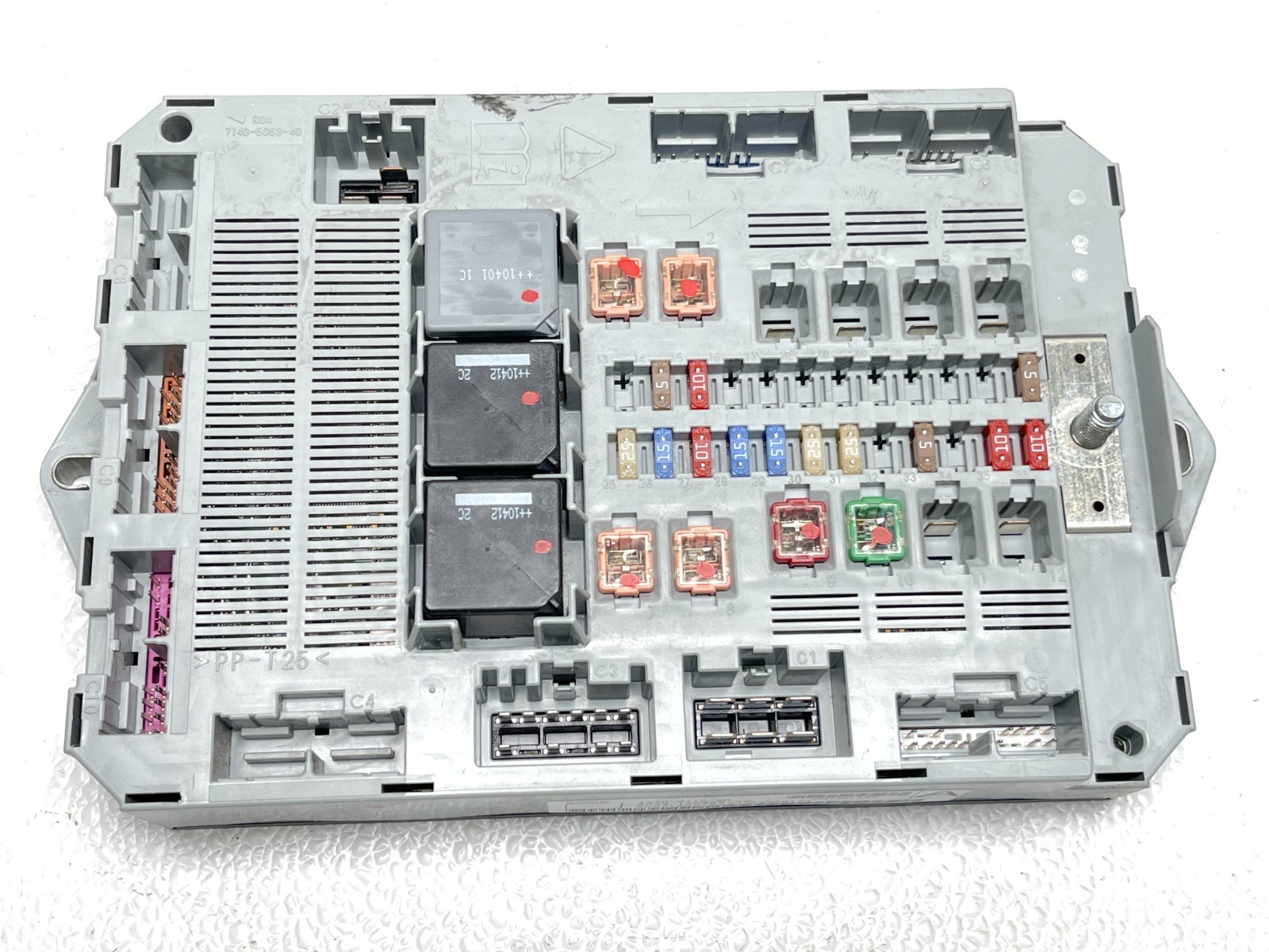09-11 Jaguar XF Rear Trunk Fuse Box Junction Block Body Control Module BCMB OEM