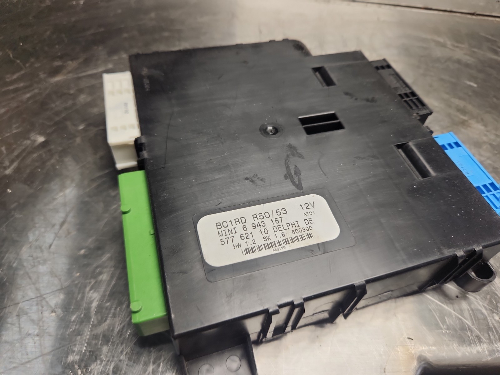 Mini Cooper R50 R53 BCM Body Control Module 6943157 57762110