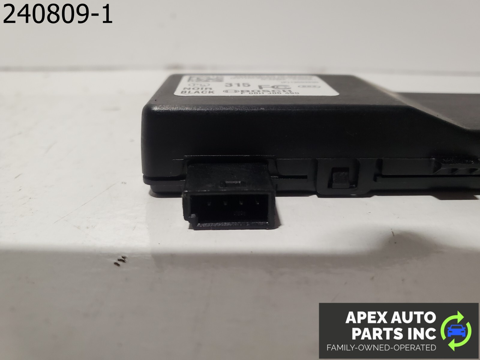 OEM 2011 Chevrolet Equinox 2.4L Keyless Key Less Entry Receiver Module 13503205