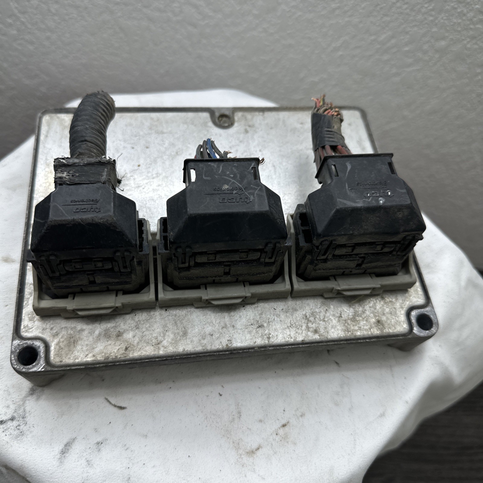 2005-2006 Ford F250 F350 F450 F550 6.0L Diesel PCM ECM ECU 5C3A-12A650-CAE APM4