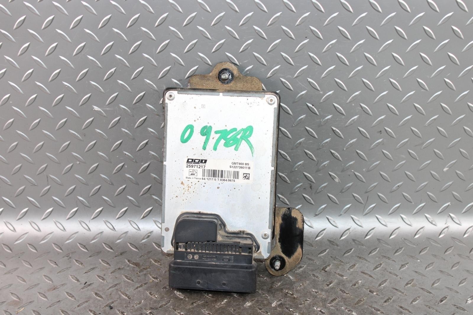 08-13 Avalanche Real Time Air Ride Suspension Control Module Computer OE Factory