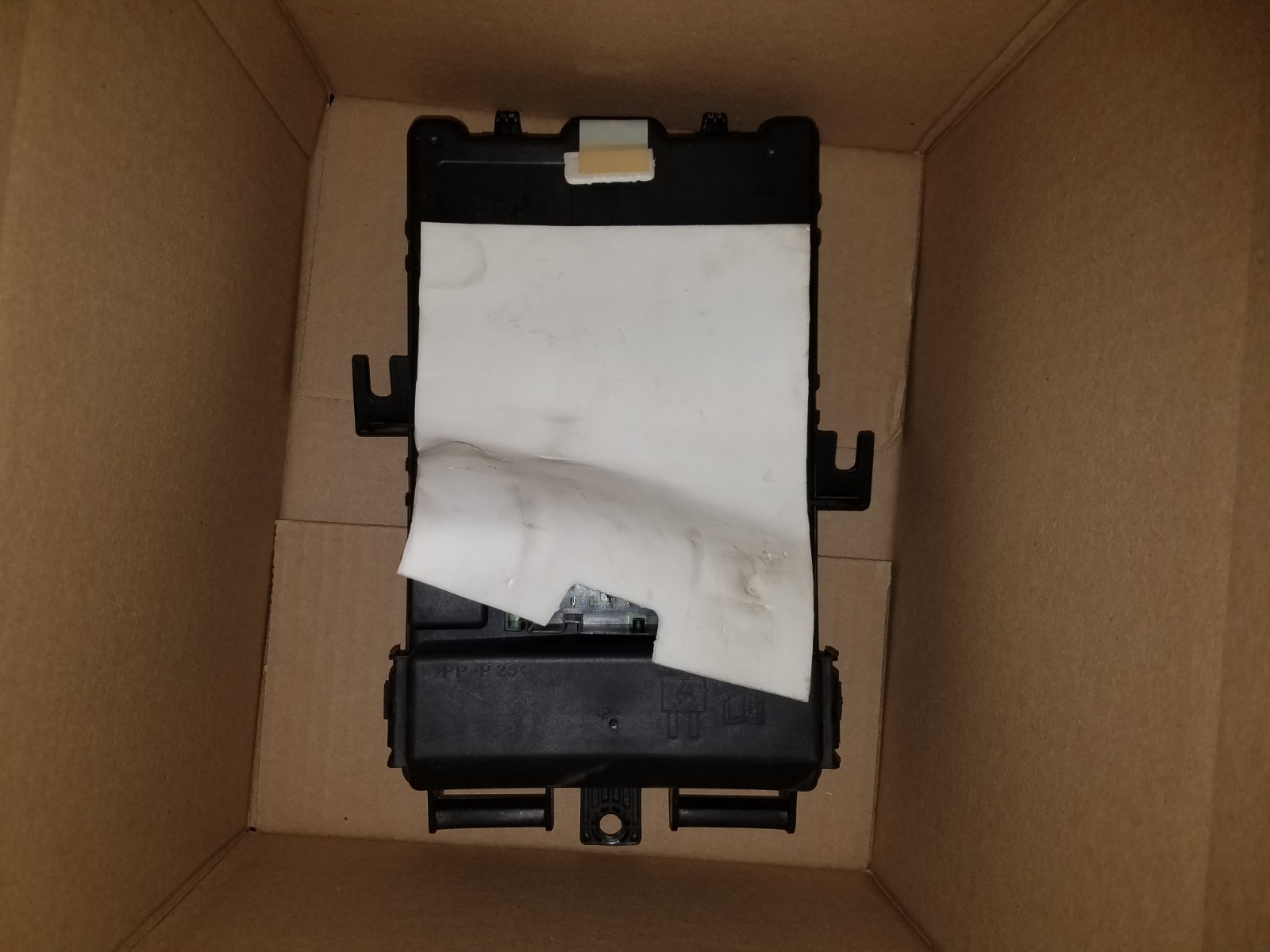 2005 2006 FORD MUSTANG BCM BODY CONTROL MODULE COMPUTER UNIT 5R3T-14B476-BE